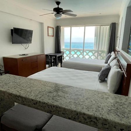 Capitan Suites Sea View Cancun Exterior photo