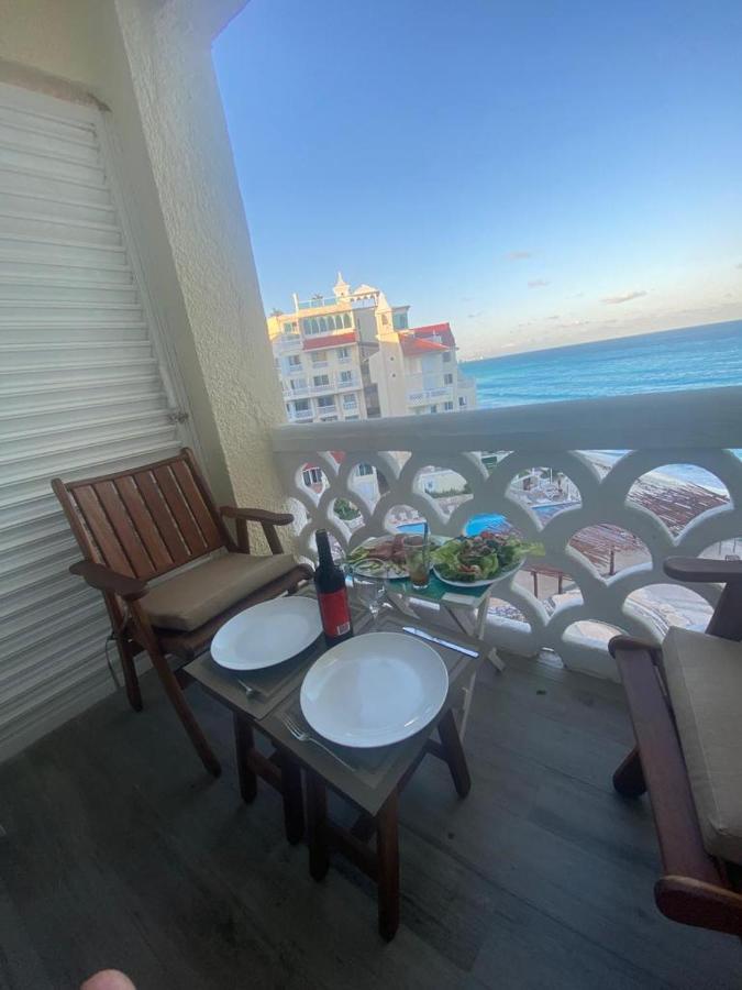 Capitan Suites Sea View Cancun Exterior photo